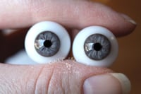 Image 4 of 18mm - Full Round - German Glass Eyes - Gray