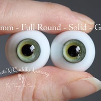 Image 1 of 20mm - Full Round - Solid - German Glass Eyes - Green