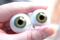 Image 4 of 24mm - German Glass - Flat Back - Economy Eyes - Green