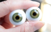 Image 4 of 22mm - German Glass - Flat Back - Economy Eyes - Green