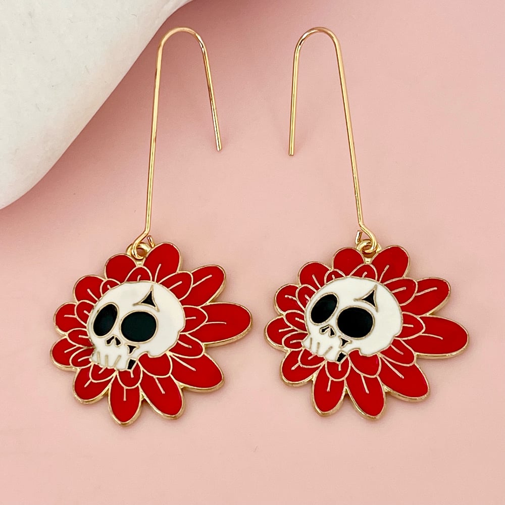 Image of Big Red Sunflower Skull Drops