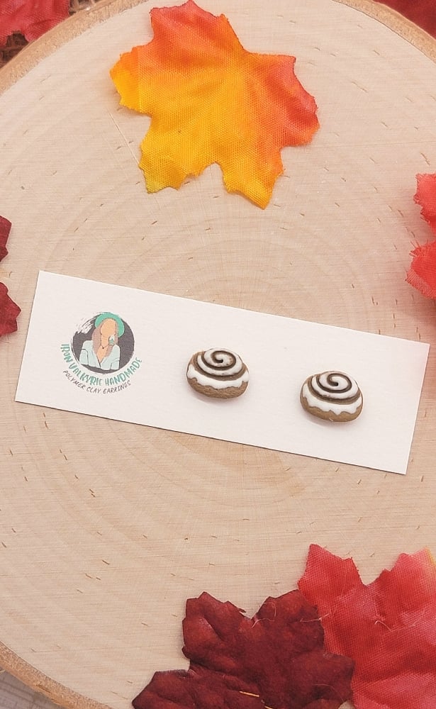 Image of Cinnamon Roll Studs