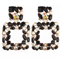 NEVA BEEN A SQUARE EARRINGZ