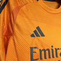 Image 4 of Real Madrid 24/25 Away