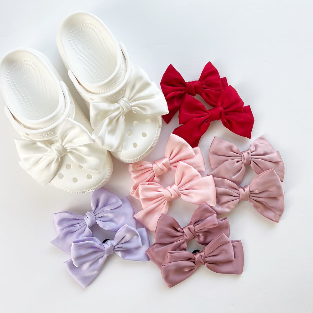 the daydream republic — Satin Croc Bows