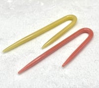 Image 3 of Spring Cable Needle