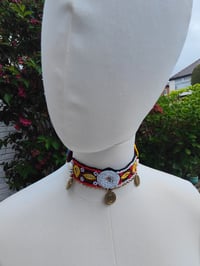 Image 5 of Festie choker -beaded / coins