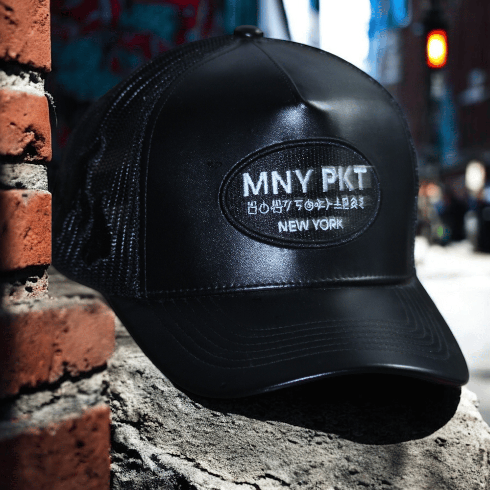 MNY PKT LEATHER TRUCKER// BLACK FLAME