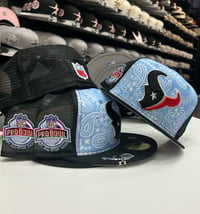 Image 3 of New Era 59Fifty Trucker Last Run Sky Blue Paisley w/ H-Town Legends Blip included 