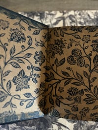 Image 17 of Réservé. Le Livre des esprit d’Allan Kardec, éditions de luxe Jean de Bonnot