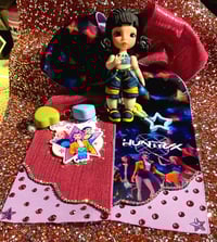 Image 3 of K POP DEMON HUNTER BIG BOW 