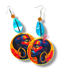 Image 2 of Afrocentric Bald Woman Earrings D