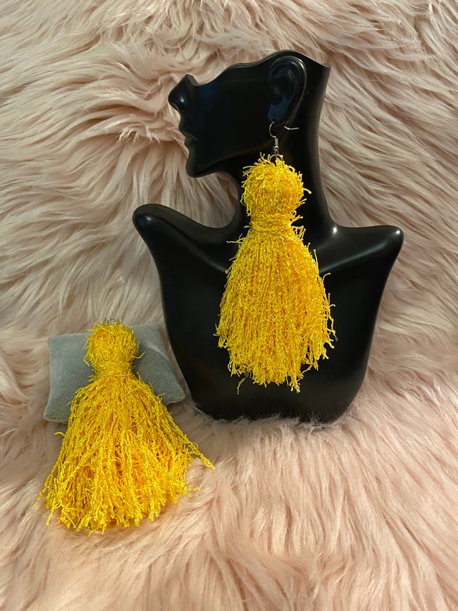 Long Tassel Earrings Solid Colors (Fancy)