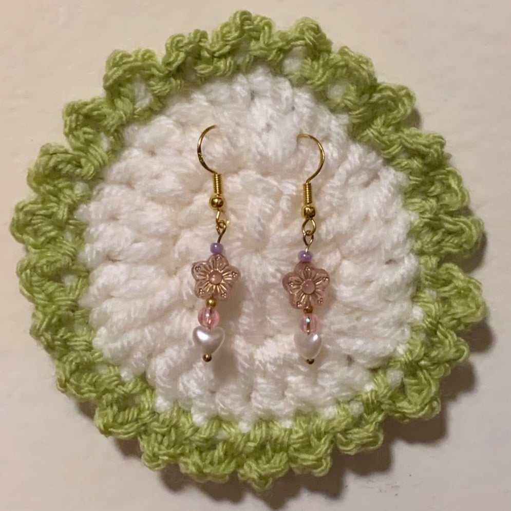 Image of pink flower bead earrings