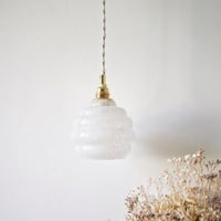 Image 2 of Baladeuse en verre de Clichy blanc -