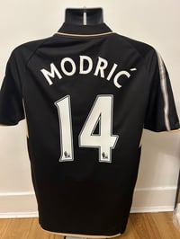 Image 3 of Tottenham Hotspur “MODRIĆ 14” 2008/09 Third Shirt + PL patches (M)