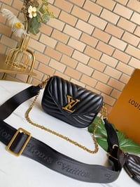 Image 7 of Lou new wave pochette