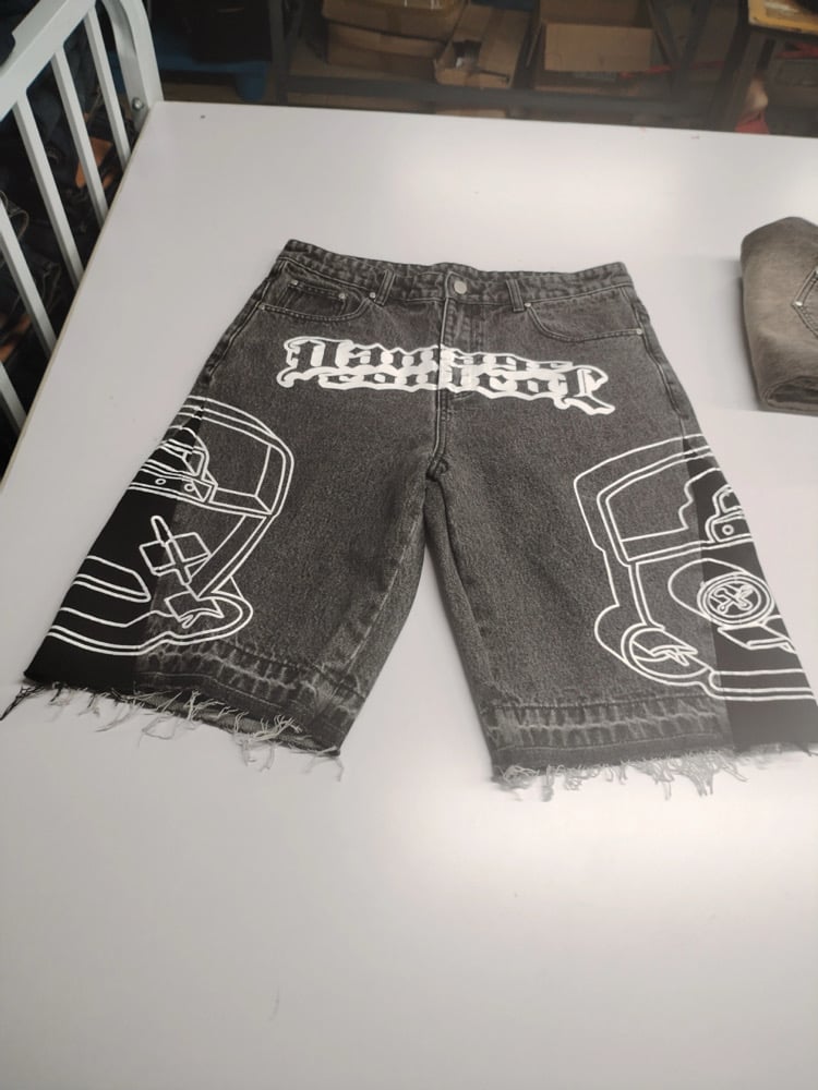 Oversized flare shorts black