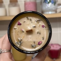 Image 3 of honey whiskey and lemon scented candle