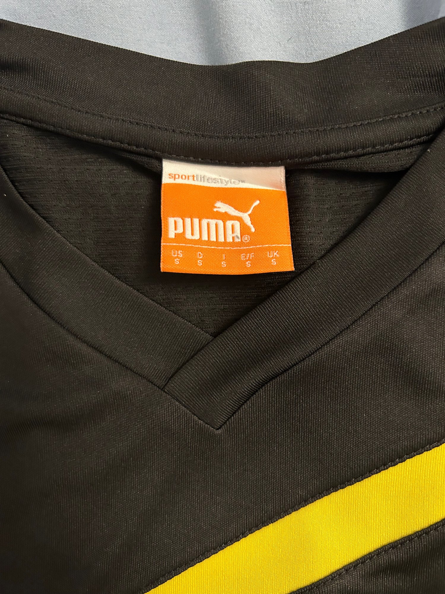 Image of Tottenham Hotspur “BALE 3” 2011/12 Third Shirt + PL patches (S)