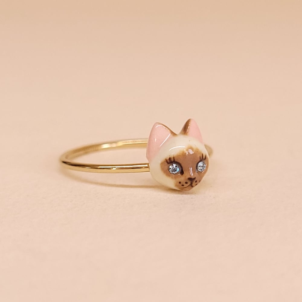 Image of Siamese Porcelain & Gold Filled Cat Ring