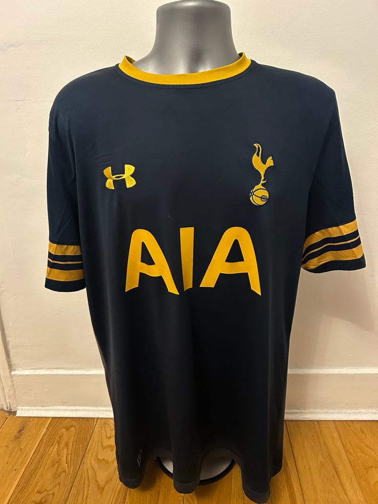 Image of Tottenham Hotspur “SON 7” 2016/17 Away Shirt + PL patches (XL)