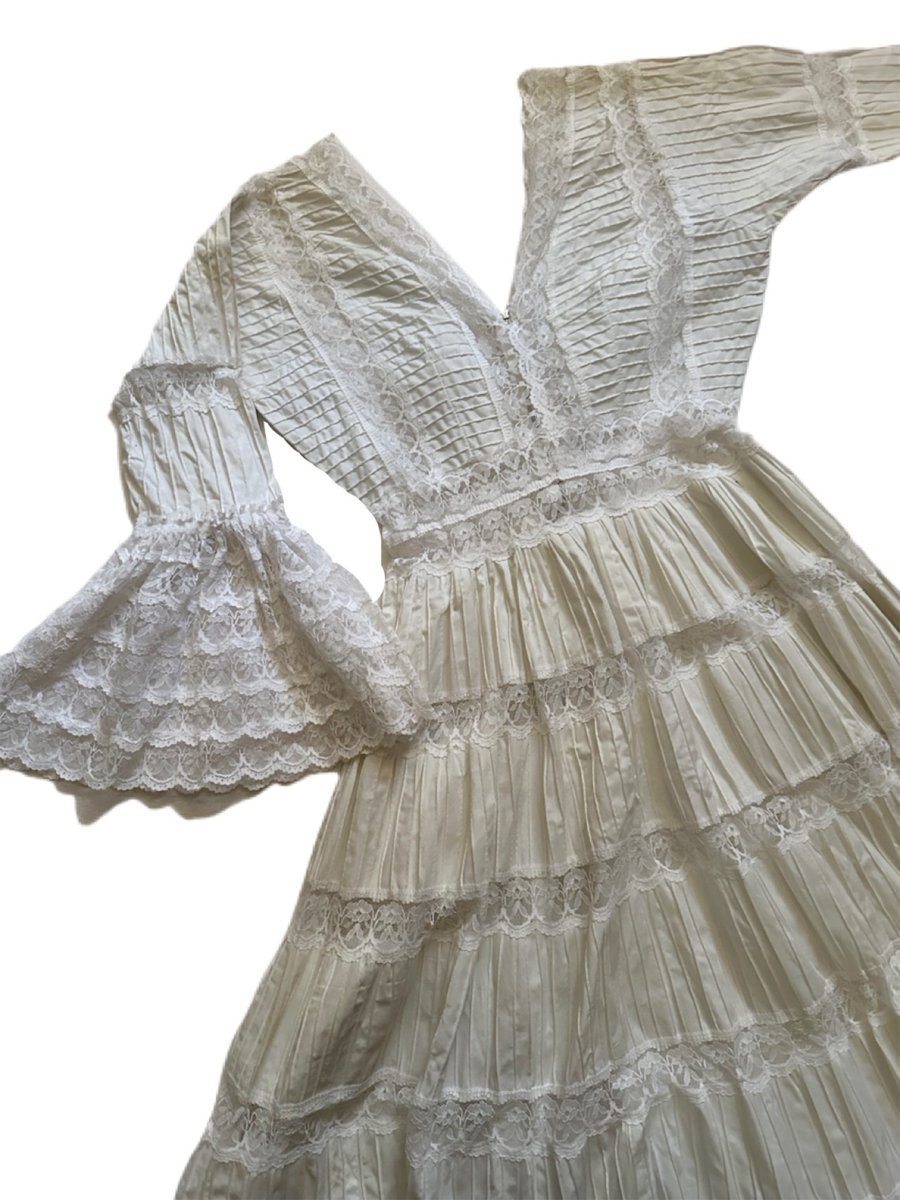 1960s Mexican pintucked and lace dress | Squashblossom