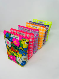 Image 1 of Trousse de toilette haute à poser intérieur enduit, tissu au choix.