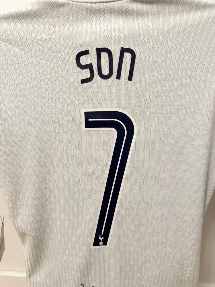 Image of PRE ORDER: NEW Tottenham Hotspur “SON 7” Vaporknit 2024/25 Home Europa Final Shirt,   L