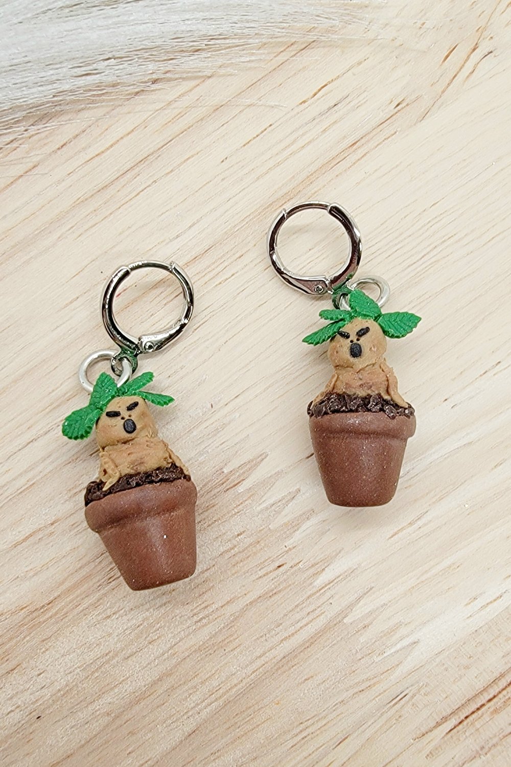 Image of Mandrake Huggie Hoops