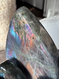 Image 7 of XXL RAINBOW LABRADORITE FREEFORM -MADAGASCAR-