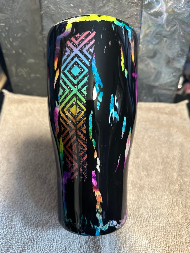 Image of #26 30oz Neon Hippy Crackle