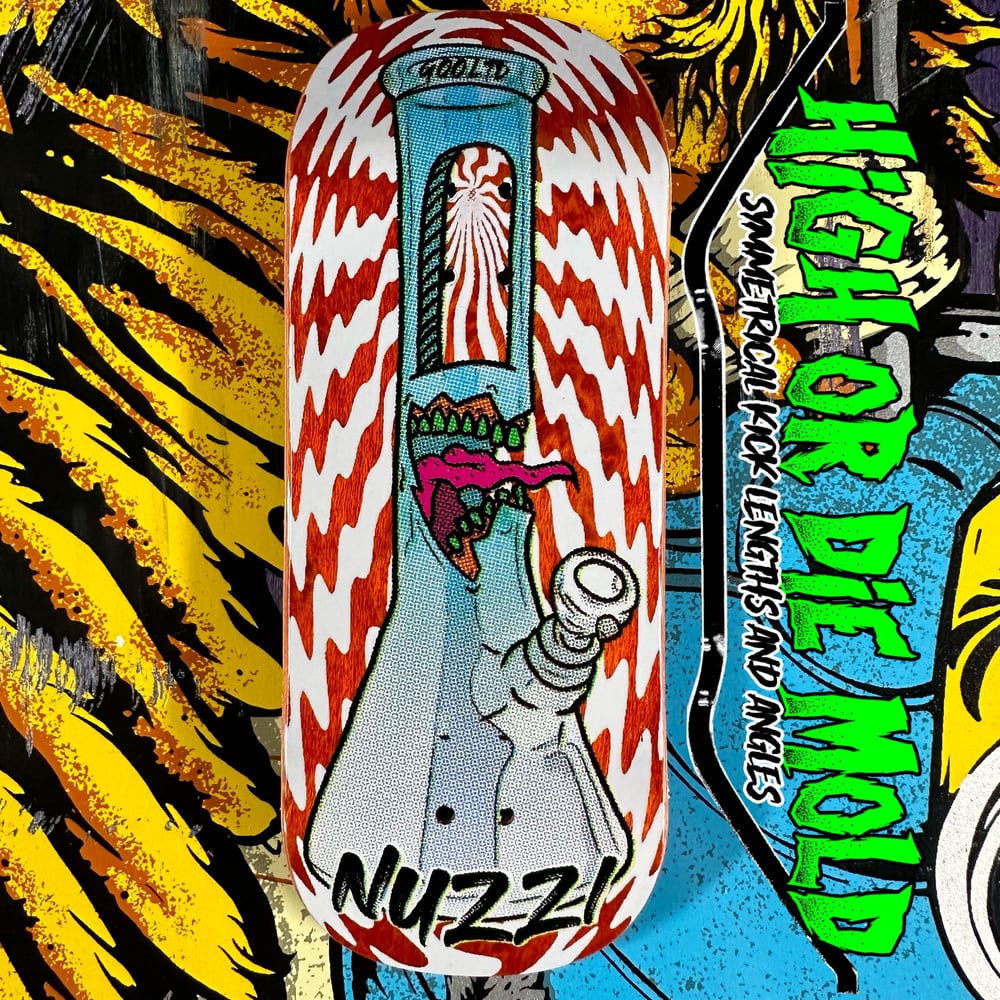 High Or Die Mold "Nuzzi Bongster"