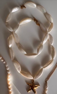 Image 2 of Freshwater Necklace