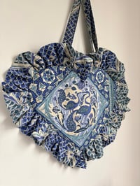 Image 3 of Vintage Blue Tapestry Heart Bag 💙🤍