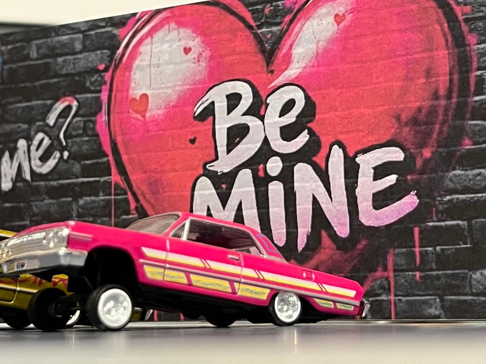 BE MINE DISPLAY 