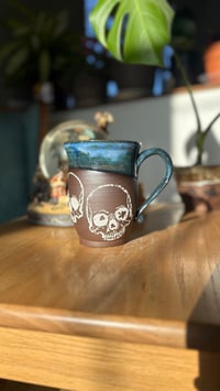 Image 4 of Skull mug 12