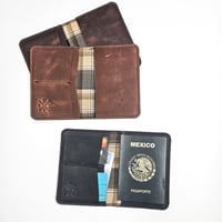 Image 3 of Funda para pasaporte