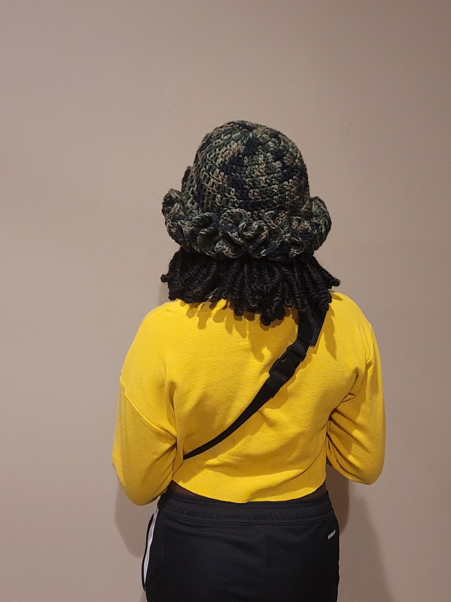 Image of One color ruffle hat regular size ruffles