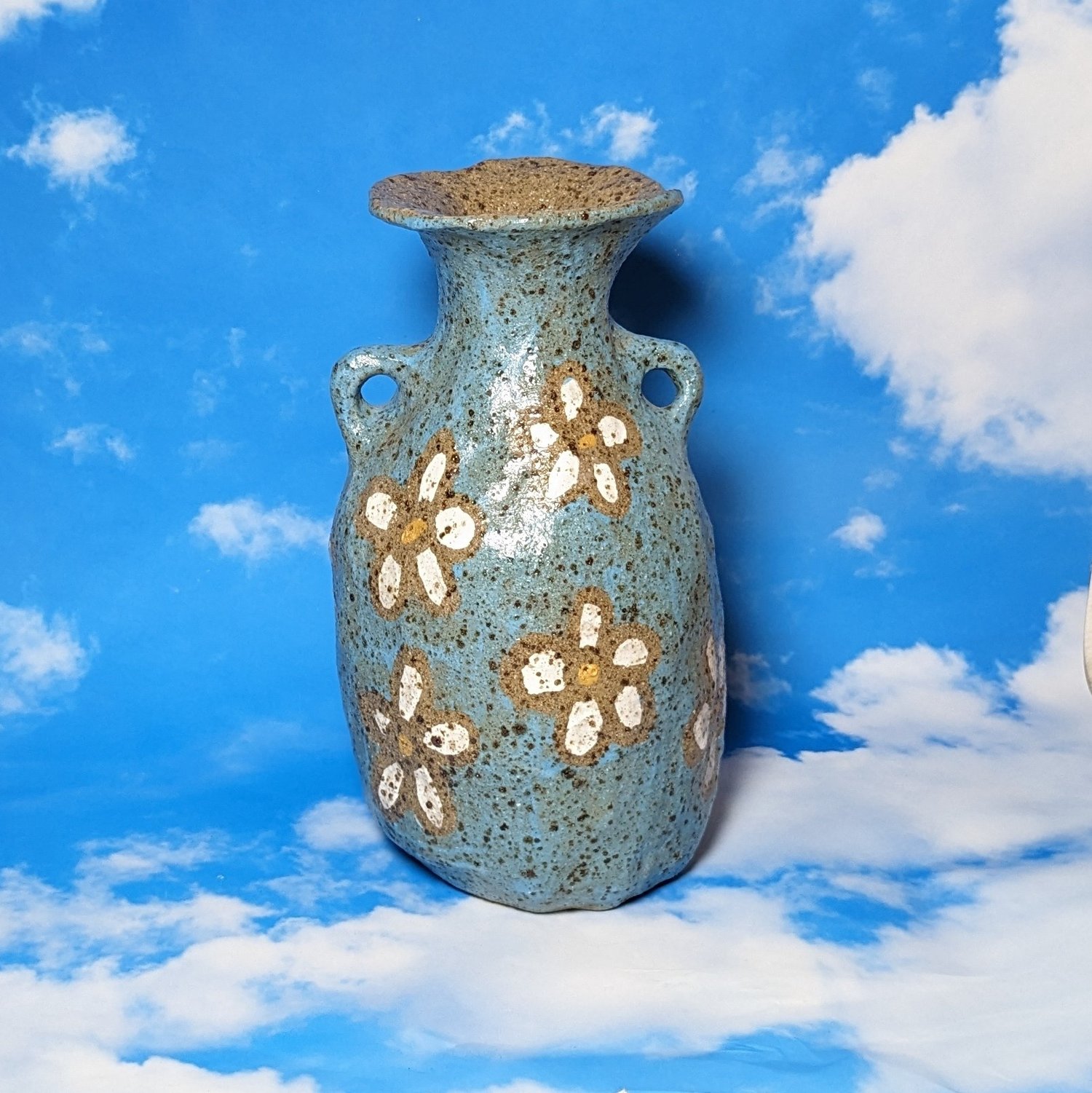 Image of XL blue daisy vase