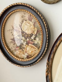 Image 8 of Ensemble de 3 cadres médaillons