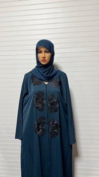 Image 21 of 3D flower Open Abaya 
