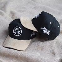 Winner’s Circle Hat (Black / Ivory)