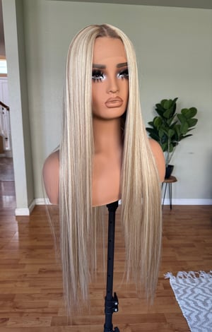 Image of Highlights blonde luxury (ready to ship)