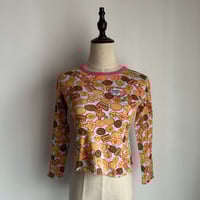 Image 3 of Angel Blue biscuit top