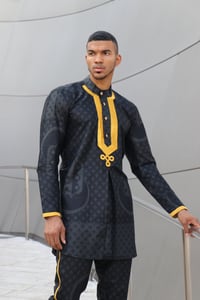 Image 1 of The Sikani shirt - black