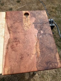 Image 2 of Maple serving board 1