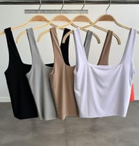 DOUBLE LAYER SQUARE NECK TANK