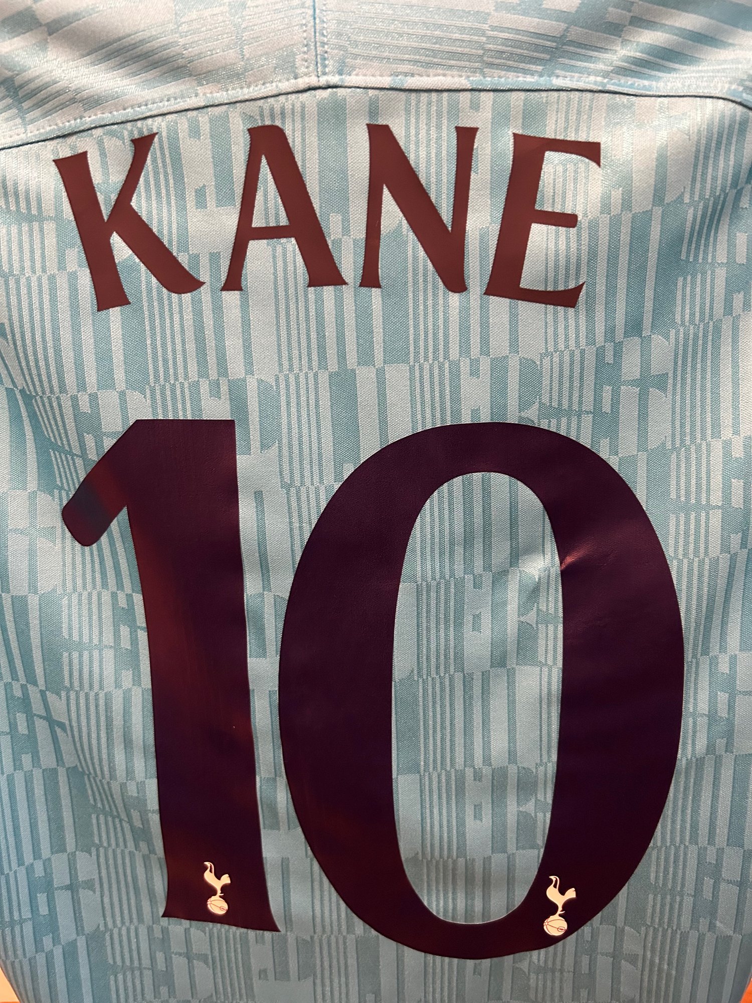 Image of Tottenham Hotspur “KANE 10” 2019/20 Third Shirt + UCL patches (L)
