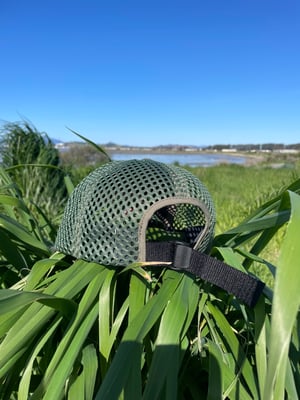 Image of Keep Doing Hard Things Mesh Hat
